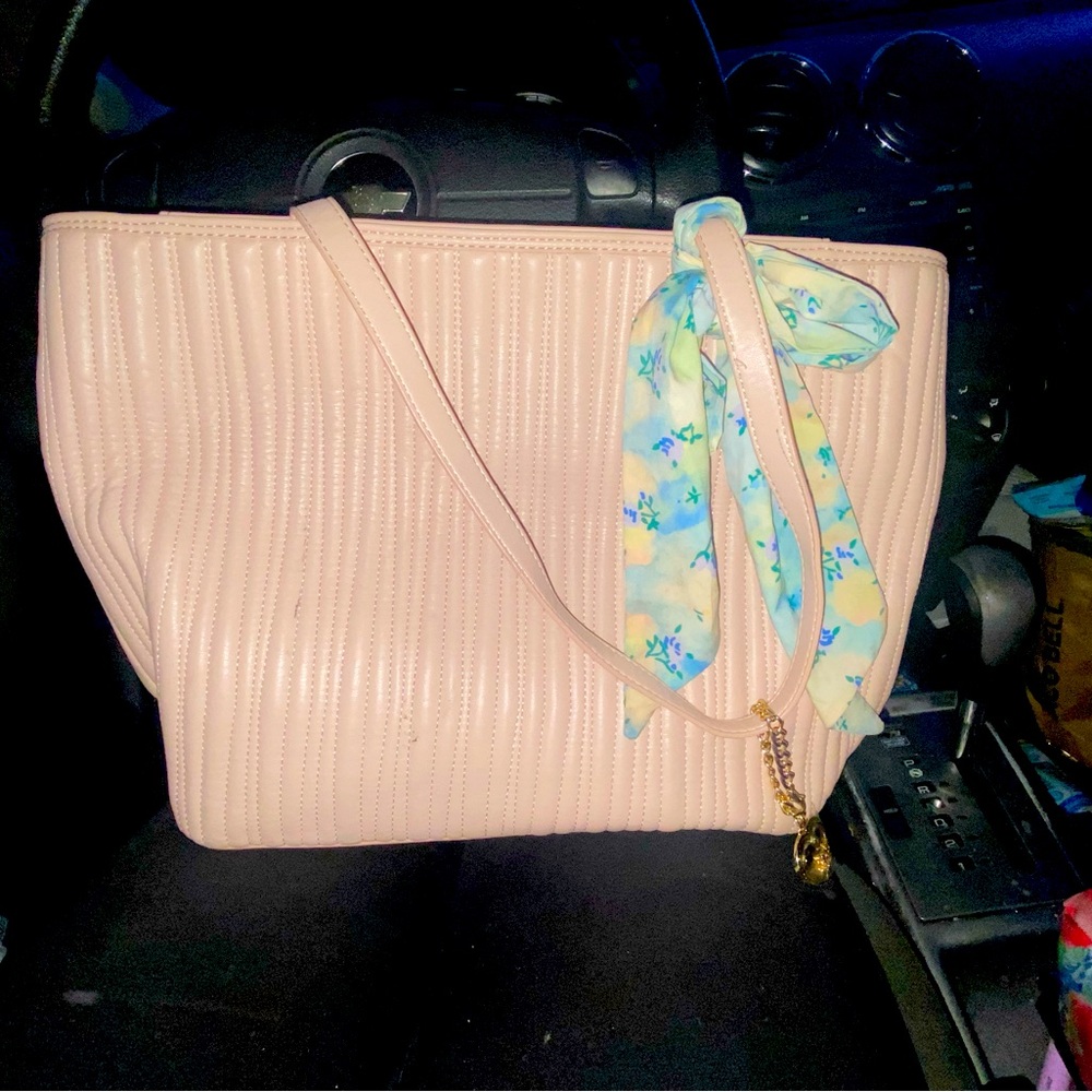 Betsey Johnson pink tote bag